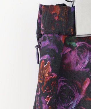 自由区 【カトリエムブーケ】フラワープリントフレアスカート ボルドー系