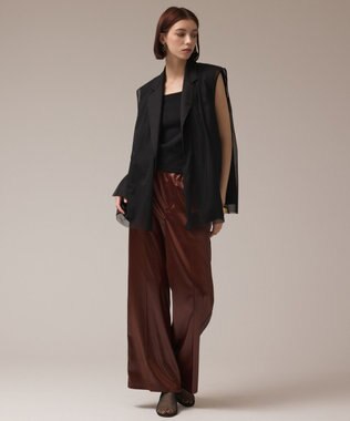 チュールオーバーベスト