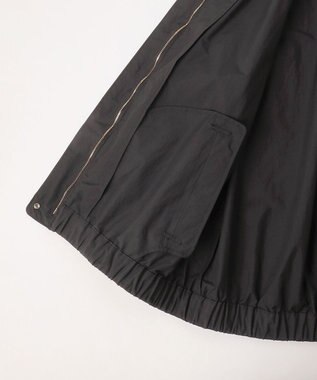 自由区 フォルム ブルゾン ブラック