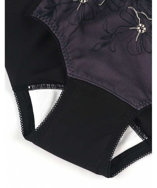 AMPHI 【sweet web掲載】 サニタリーショーツ 【BRAGENIC ブラジェニック 脇高細見えタイプ】羽付きナプキン対応 BMI353とペア 吸汗速乾(後ろ身頃) 生理用ショーツ PMI053 アンフィ／ワコール ブラック系