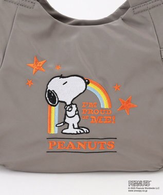 Y'SACCS SNOOPYデザイン サイドギャザー2wayトート　Sサイズ(レインボー） グレー
