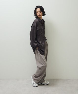 Green Parks ・ＳＵＧＡＲ　ＳＰＯＯＮ　サテンオーバーシャツ Charcoal Gray