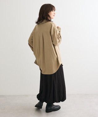 Green Parks ・ＳＵＧＡＲ　ＳＰＯＯＮ　サテンオーバーシャツ Beige