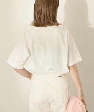 AMERICAN HOLIC BoldロゴプリントTシャツ Off White