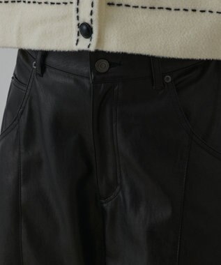 GRACE CONTINENTAL カーブフェイクレザーパンツ ブラック