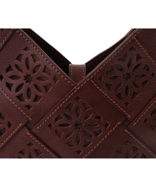 genten サステナブルカットワーク ショルダーバッグ ノウチャ