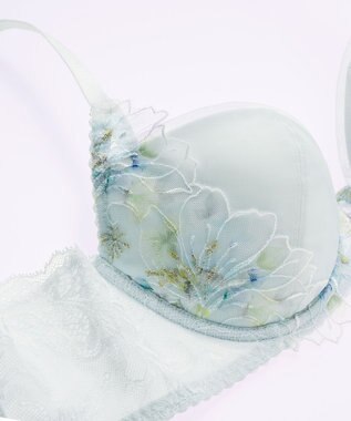 Wing Wing Lesiage　【2820シリーズ】　ブラジャー　脇すっきりの着やせシルエット　背中の段差軽減　ウイング／ワコール　PB2821 グレー