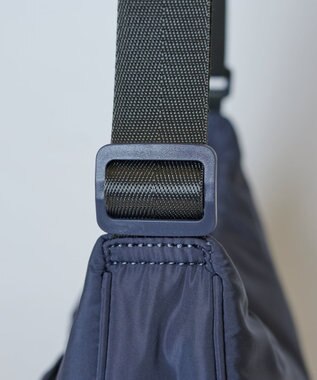 WEGO カラーハーフムーンショルダー グレー