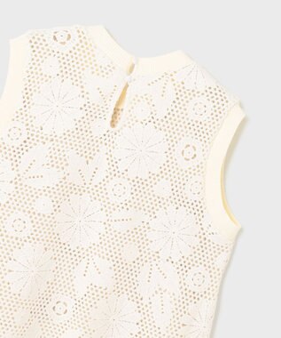 GRACE CONTINENTAL クロシュ刺繍トップ ホワイト