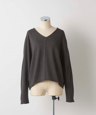 TOQUE 〈大草直子さんアドバイザー〉ロイヤルベビーアルパカ×タンギスコットン 裏毛 Vネックトップス チャコールグレー