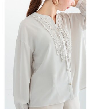 Te chichi フロントフリルキーネックブラウス