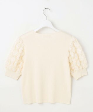 Feroux ブーケスリーブ ニットプルオーバー アイボリー系