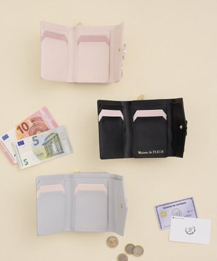 Maison de FLEUR ロンバスキルトリボンウォレット Black
