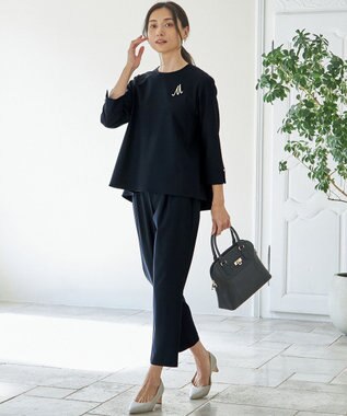 ANY パールイニシャルブローチ M