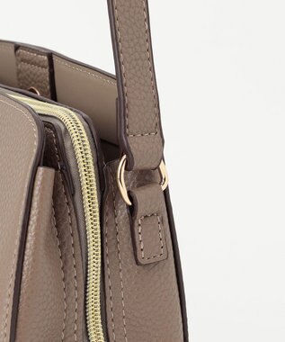 LA BAGAGERIE 【maison vert】 【多収納】アオリショルダーバッグ ライトグレー