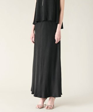 GRACE CONTINENTAL キュプラサテンフレアスカート ブラック