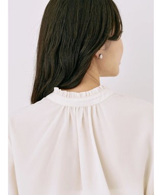 earth music&ecology ２ＷＡＹフリルブラウス Ivory
