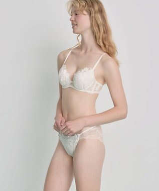 une nana cool 【ベロアのレースが特別感を演出】クリスマスモチーフブラ アイボリー