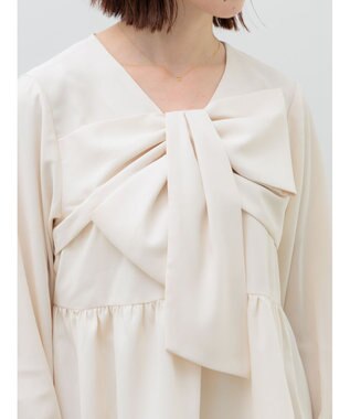 Te chichi リボンディテールペプラムブラウス アイボリー
