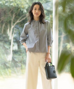 J.PRESS LADIES 【洗える・接触冷感・UVカット】エステネージュストライプ バンドカラーブラウス ホワイト×ネイビーギンガム系3