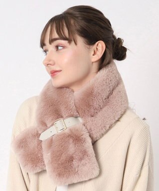 MOONBAT 【大人百花1月号掲載】FURLA フェイクファーマフラー ベルト差し込み ファーティペット ロゴプレート付