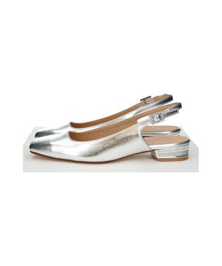 Bridget Birkin 【PARADIS COULEUR】ビジューレーンバックバンドパンプス シルバー