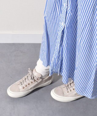 INTER-CHAUSSURES 【BUSSOLA】レースアップスニーカー ライトベージュ