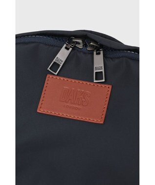 DAKS 軽量ナイロン×レザー ハウスチェックディテール PC収納バックパック ネイビー