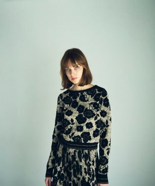 GRACE CONTINENTAL フローラルラメニットトップ ブラック