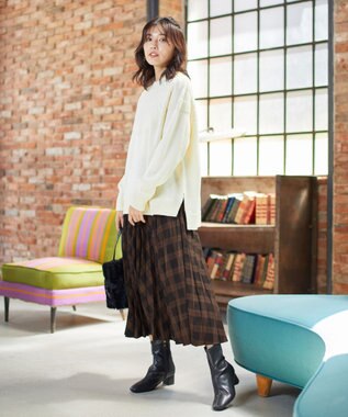 ANY 【洗える】ソフトタッチ求心ニット アイボリー