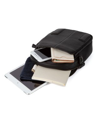 ACE BAGS & LUGGAGE LO HOMME PRESSE アルカイックソフト 本革 縦型ショルダーバッグ 小 71782 ロ・オム・プレッセ ブラック