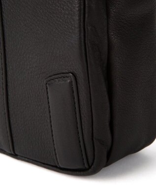 ACE BAGS & LUGGAGE LO HOMME PRESSE アルカイックソフト 本革 縦型ショルダーバッグ 小 71782 ロ・オム・プレッセ ブラック