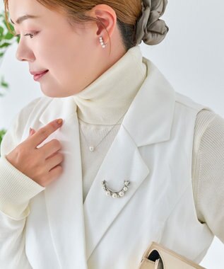 Phoebe <オンワード限定セット>ワントップパールネックレス×フォーマルパールビジューハーフブローチ シルバー
