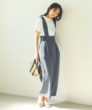 Feroux フラワーフォトプリント Tシャツ ホワイト系