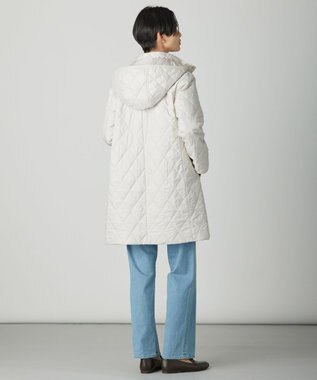 J.PRESS LADIES S 【WEB限定カラーあり・2way】コンパクトタフタキルティング  フーデッド コート アイボリー系