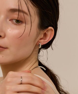 Phoebe 〈金属アレルギー対応〉パフメタルピアス　シルバー/ニッケルフリー シルバー