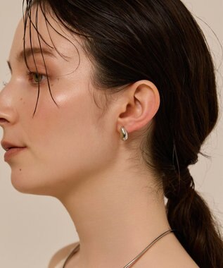 Phoebe 〈金属アレルギー対応〉パフメタルピアス　シルバー/ニッケルフリー シルバー
