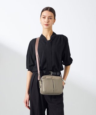 Y'SACCS ナイロン×牛革コンビシリーズ　横型ショルダーバッグ　SSサイズ