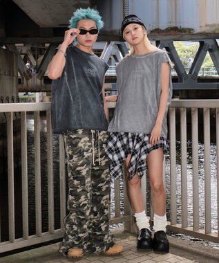 WEGO 【ユニセックス着用ITEM/MLサイズ展開】コールドダイスウィッチングロゴノースリーブ スミクロ