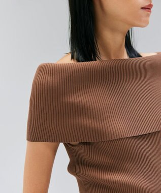 BEIGE， 【洗える】BRERA / オフショルダーストレッチリブニット Brown