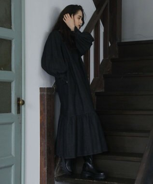 Green Parks ■ＥＳＣＡＲ　デニムピンタックカフスワンピース Black