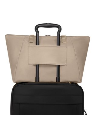 TUMI VOYAGEUR ジャスト・イン・ケース・ミディアム・トート オート