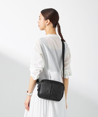 Y'SACCS ナイロン×牛革コンビシリーズ　横型ショルダーバッグ　SSサイズ