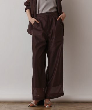 ブライトシアーパンツ