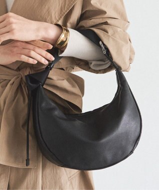 russet ＜ブランド人気No.1ショルダー＞ソフトレザーラウンドショルダーバッグ(CE-1326-WEB) Black2（シルバー金具）