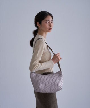 MIYABIYA LAQUOH【撥水加工】篭目柄エンボスボンディングショルダー