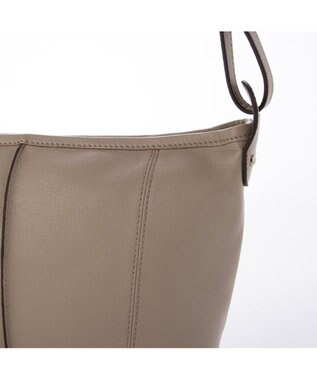 UNBILLION アトランタ ATLANTA / やぎ革軽量ショルダーS ベージュ