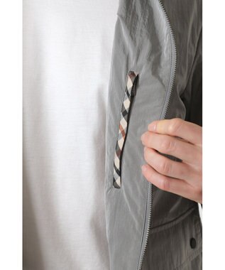 DAKS ナイロン タフタ パーカー シルバーグレー