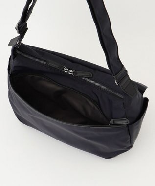 Y'SACCS ミリタリーフラップショルダー　Mサイズ ブラック