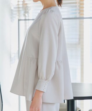 Tiaclasse 【ダブルクロス】パフスリーブペプラムチュニックブラウス グレージュ